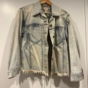 AO. LA by Alice + Olivia Women's Frayed Denim Jacket - Light Wash